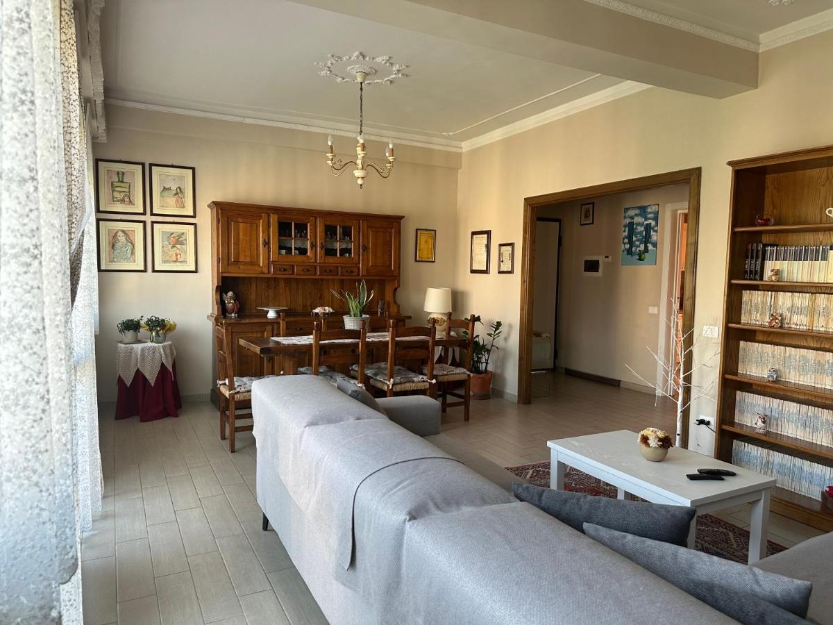 Casa Alessia Apartment Lucca Bagian luar foto